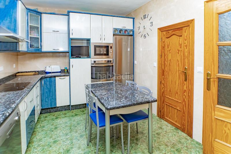 Foto b92aac02-09f7-4133-8505-3ee36e18b05a. Dúplex  de 4 dormitorios reformado en Las Cabañuelas Vícar