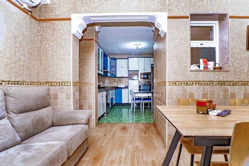 Foto e81f2dd9-b7f6-4d87-a967-1d41ffb98ded. Dúplex  de 4 dormitorios reformado en Las Cabañuelas Vícar