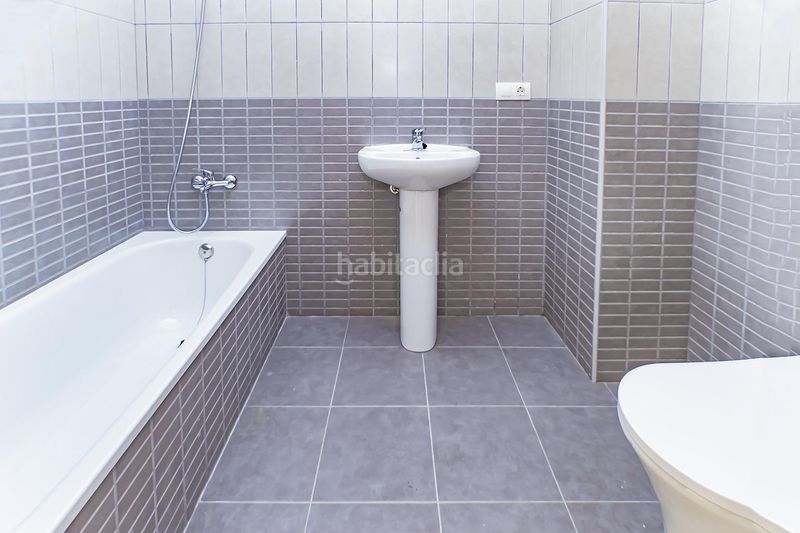 Foto 2a705a2a-6ba9-4036-b8f4-9813eae1e7be. Pis a Pechina