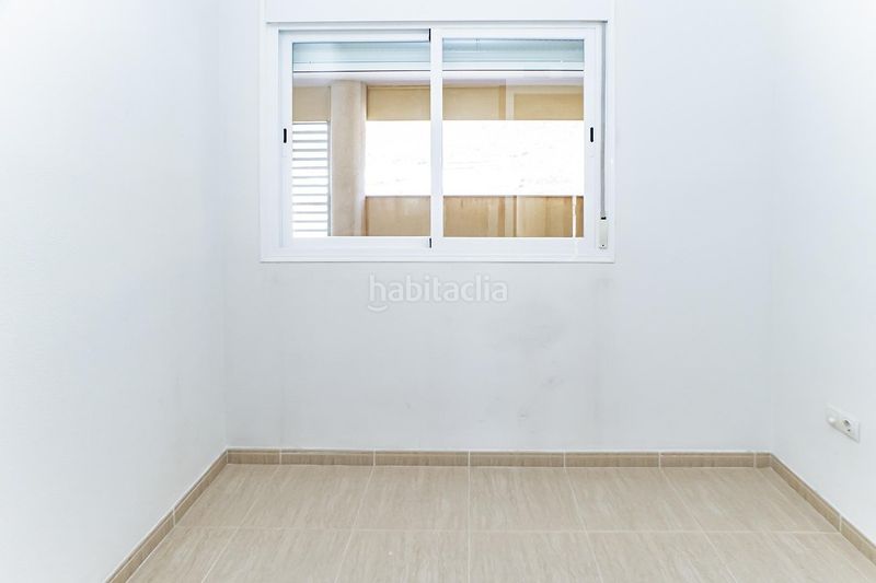 Foto 8bb3fe6e-6227-49a4-aa6b-84a4409c0ff8. Pis a Pechina