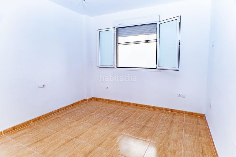 Foto ac34e3f2-26aa-42f9-83aa-635309948d9e. Casa amb aparcament a Pechina