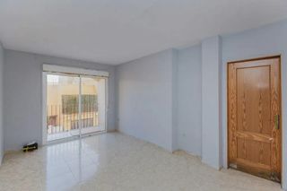 Appartement à La Gangosa. Pisos de 23  doritorios con plaza de garaje. zona los canos.