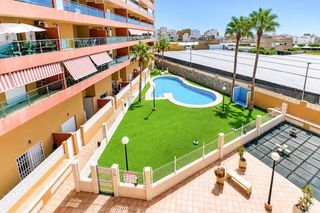 Flat  Corbeta (p). Luminoso apartamento de 1 dormitorio con amplia terraza, piscina