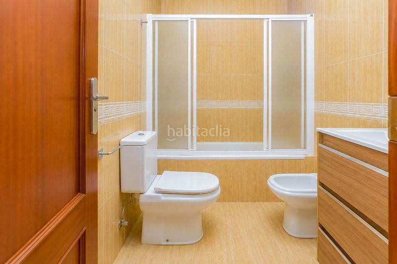 Foto d1ee6e96-8cf1-4d0b-b091-46599f4b75ad. Pis amb aparcament piscina a Roquetas pueblo Roquetas de Mar