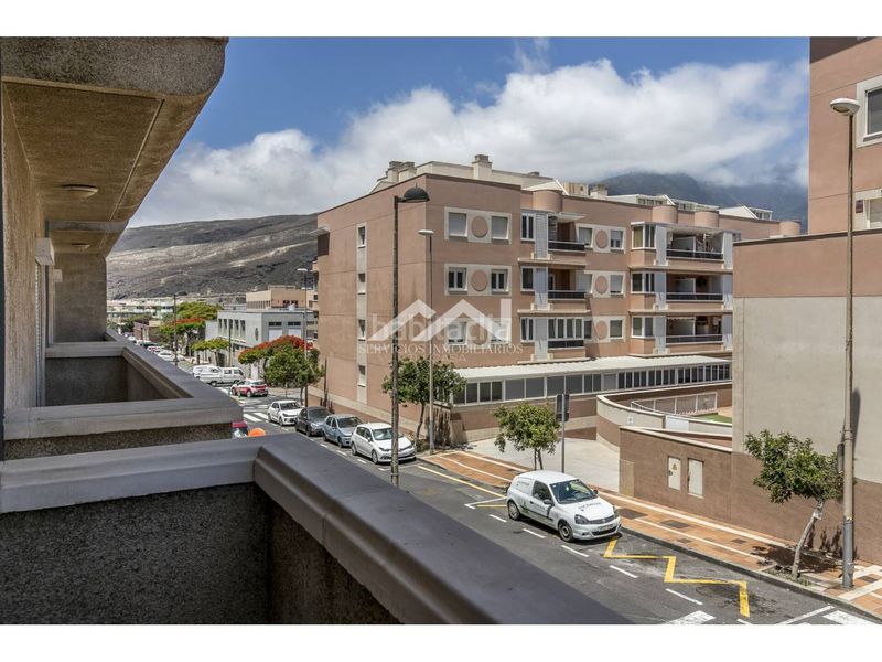 Foto aca41538-8229-4c72-af4d-055206738572. Pis amb aparcament a puertito de Güímar Güímar