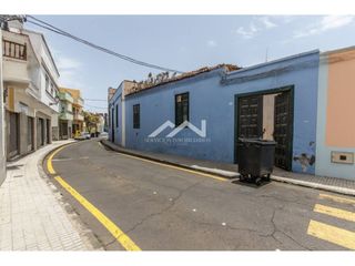 House  Calle santo domingo. Vivienda histórica con infinitas posibilidades en el centro de g