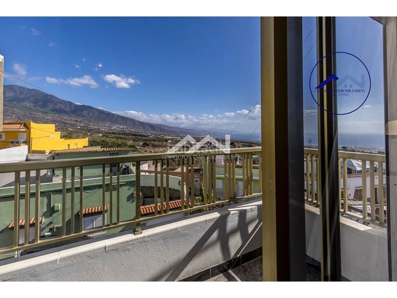 Foto a5d4aa51-6166-4437-8fbe-931579a3e5d1. Casa a schiera con parcheggio in Centro Güímar