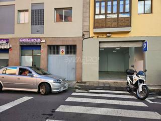 Location Local commercial  Doctor juan régulo pérez. Local en el centro de la laguna