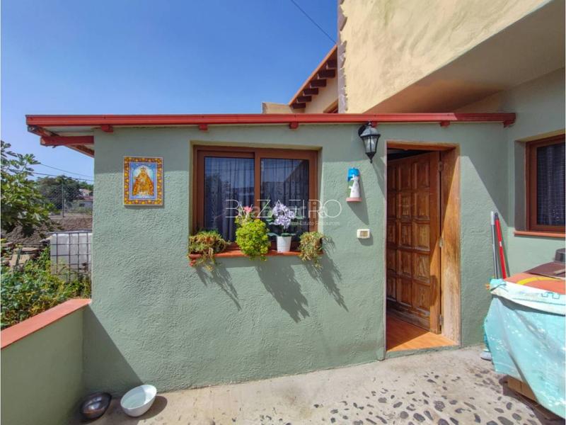 Foto 60fc44c1-ad01-4421-998f-32ccdf7d7318. Masía se vende casa independiente con vivienda anexa en Arafo