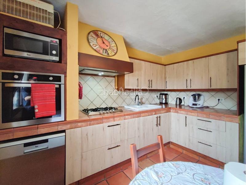 Foto e29c3aea-e444-4f8e-bba3-be65281f77bf. Masía se vende casa independiente con vivienda anexa en Arafo