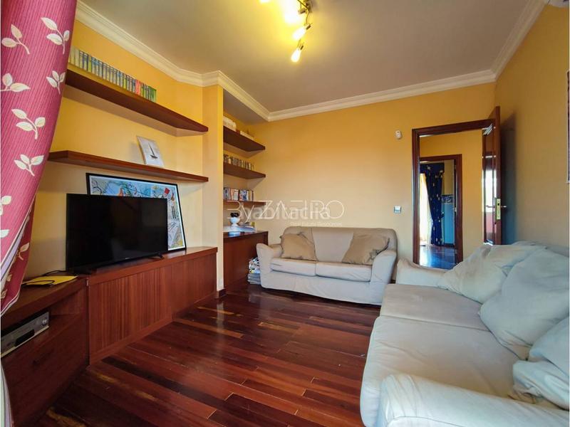 Foto 2890964b-3efd-44e0-a857-2c74c4aa8bda. Chalet gran casa en geneto con jardín y huerta en San Cristóbal de La Laguna
