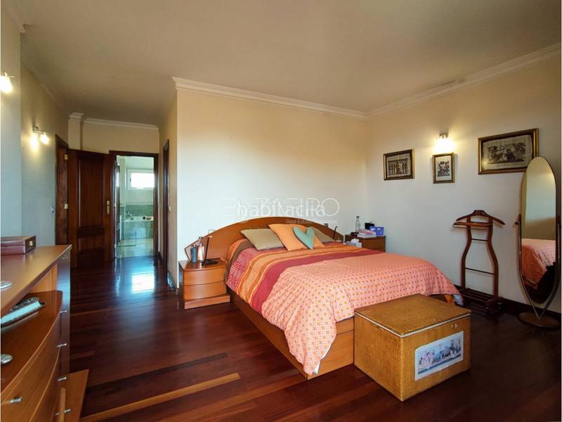 Foto f3fc6f7d-3ec9-4599-822c-aea9eed7f5dc. Chalet gran casa en geneto con jardín y huerta en San Cristóbal de La Laguna
