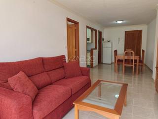 Miete Etagenwohnung  Mástil. Piso de alquiler de 1 habitación en bajamar