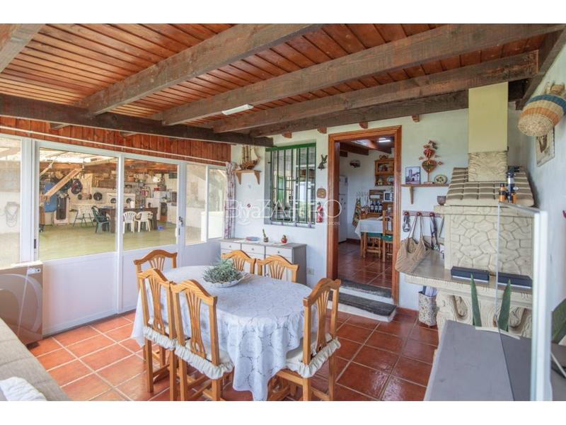 Foto 4a62b198-57d2-4b2e-b2de-aa586930b360. Casa  terrera con dos apartamentos en Tejina en San Cristóbal de La Laguna