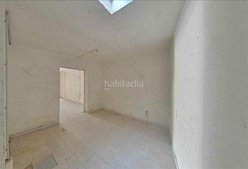 Foto adcb3db7-ada2-4e96-95e7-46fb473f195c. Local comercial en La plantera Blanes