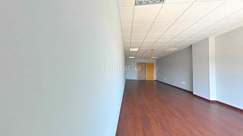 Foto 5367a18d-ff63-4b93-8cf6-529e82288043. Ufficio in Salteras