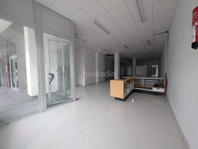 Foto dede4ea6-1946-4b19-a265-13c4802fbace. Locale commerciale in Burela