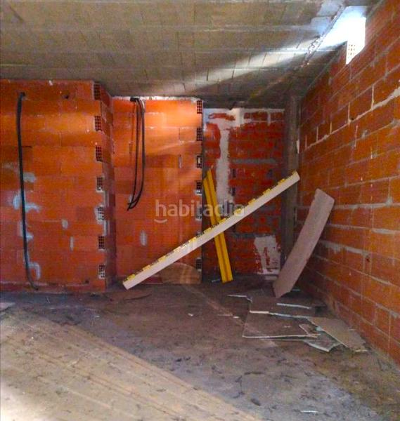 Foto cb60ecda-6678-4732-89e5-42c9e9a177d8. Local comercial a Bembibre