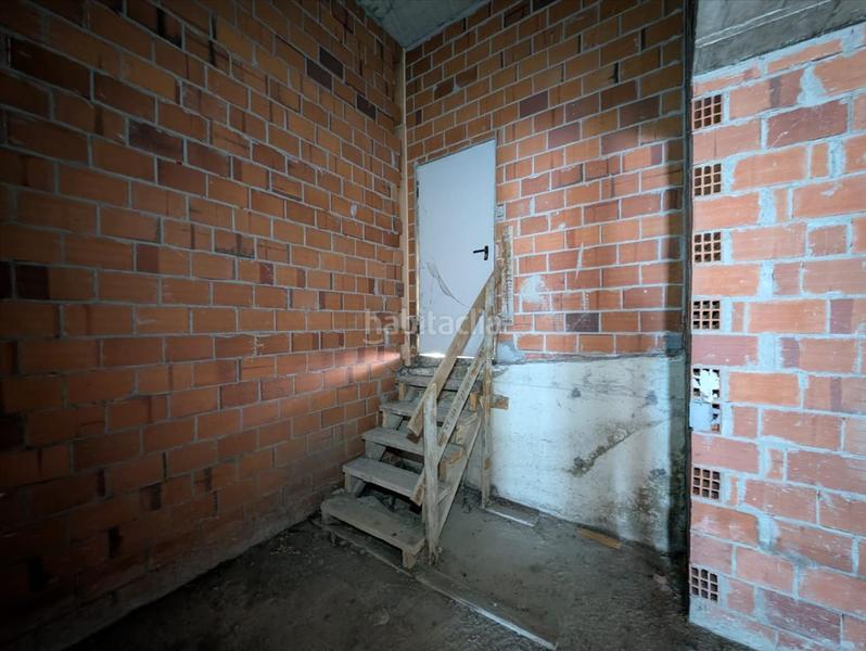 Foto ecffb361-a418-4004-b0dd-c9b3ec18edc9. Locale commerciale in Burela