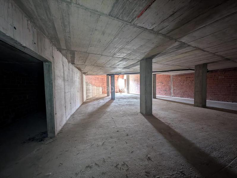 Foto ee3f0f94-b5f8-4436-804b-5e444ebf864e. Locale commerciale in Burela