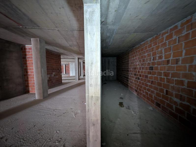 Foto fe803576-7209-4b4f-9093-1a893475ca90. Locale commerciale in Burela