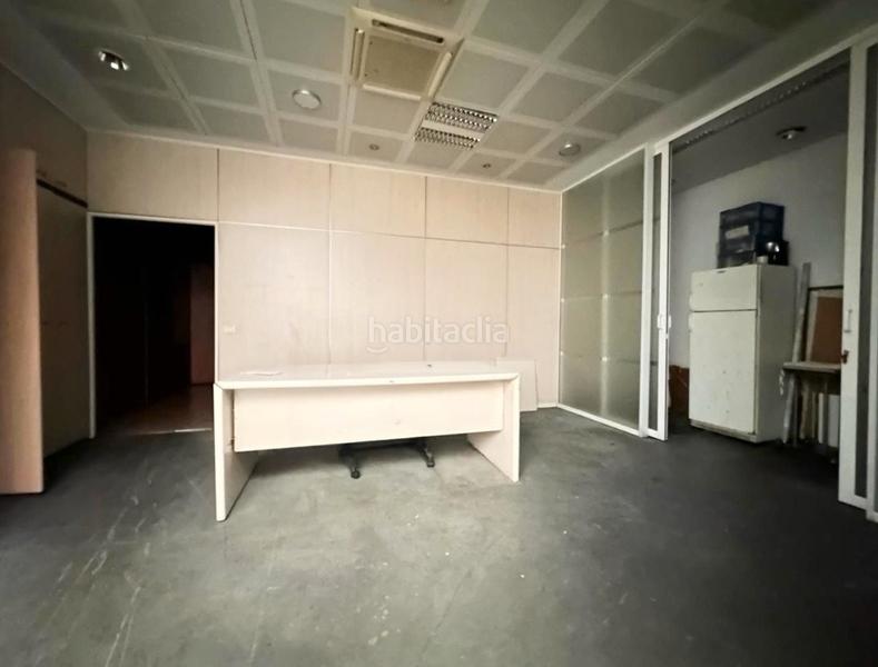 Foto a3acf05a-2f3c-48df-bf89-1420ac0c9e42. Locale commerciale in Santa Catalina - Canteras Palmas de Gran Canaria (Las)