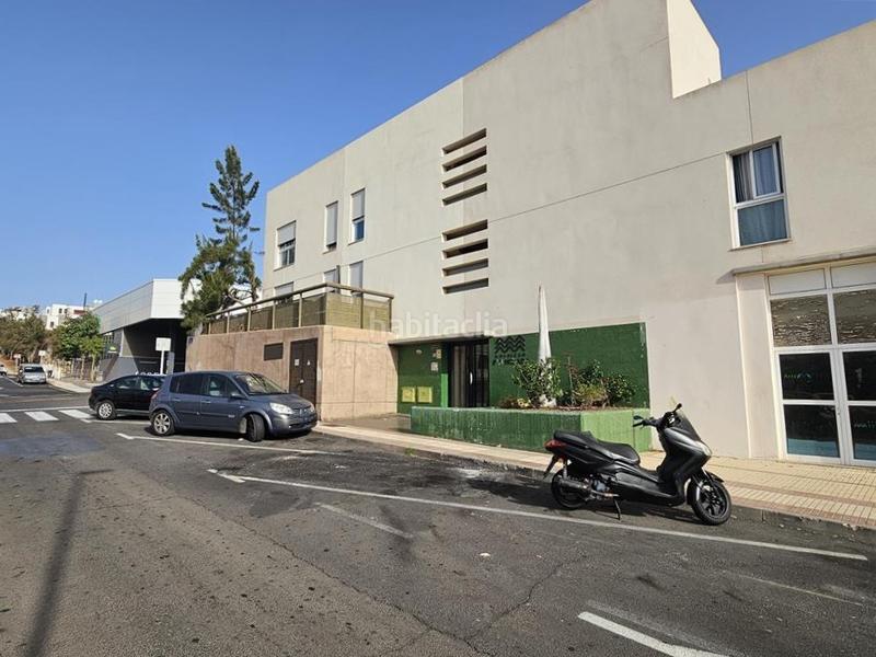 Foto a090fa87-e5ce-47a9-8a14-a233a1f72470. Local commercial dans Cabo Blanco Arona