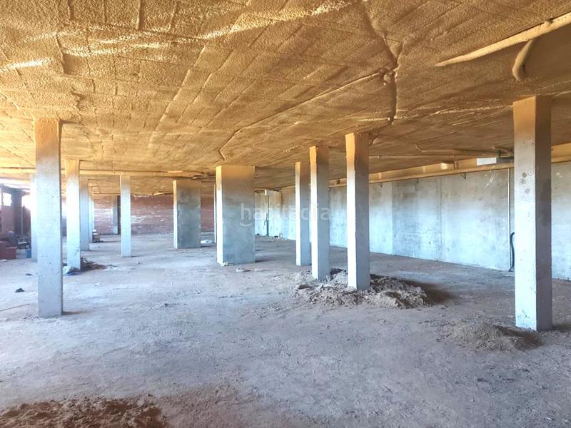 Foto c375aa3c-2ac3-40d0-a2ad-cb345c134b02. Local comercial a Lastrilla (La)