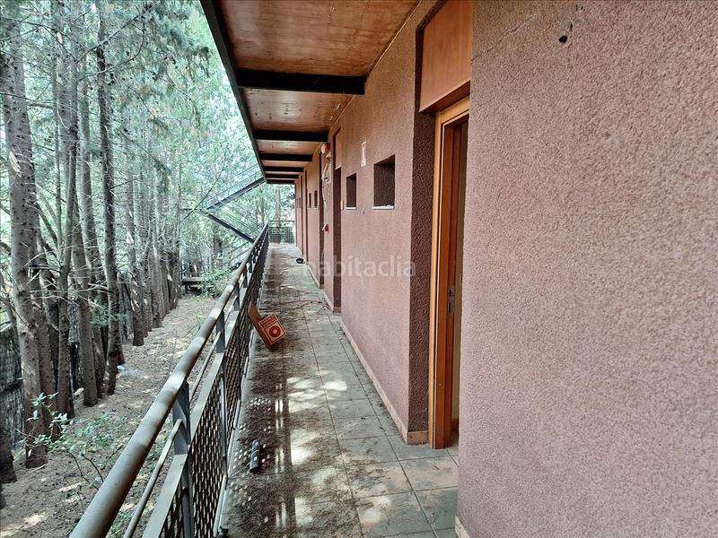 Foto b0744ea3-9cd3-487a-9003-245e13552c1e. Edificio en Enguera