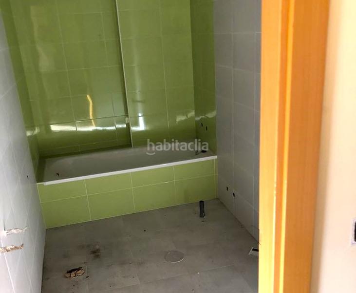 Foto 2ec9611b-f47f-4fe1-bee4-7bb3c88fcdc2. Aparcament cotxe a La Asunción - La Inmaculada León