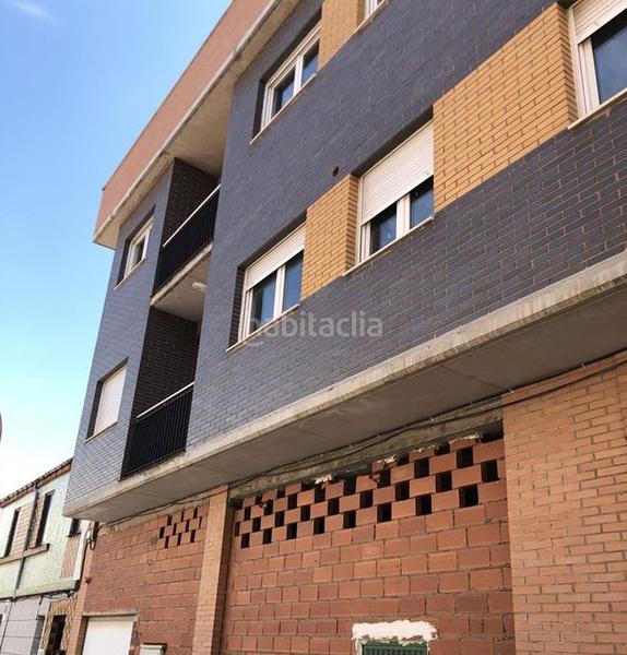 Foto eb723810-f9ca-480d-96a8-77b38cd5a891. Parking coche en La Asunción - La Inmaculada León