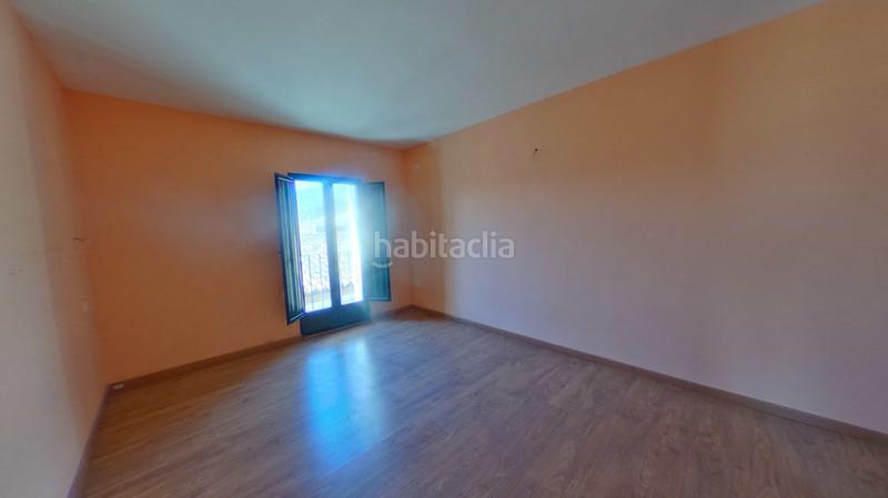 Foto 1aa91dc5-3d9a-4247-bc08-bff5b3a6ea17. Edifici a Baños de Montemayor