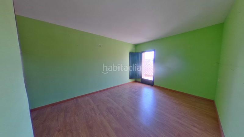 Foto 4908ff49-43eb-467f-ae22-ad75d2ff26a5. Edifici a Baños de Montemayor