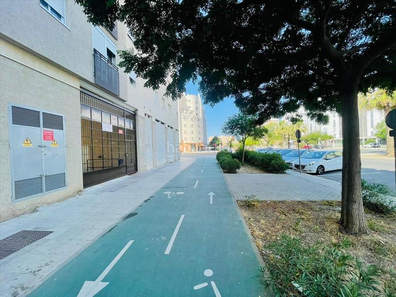 Foto 5747519e-b56e-4fc9-ba54-9ac079e35a5c. Parking voiture dans Valdezorras - El Gordillo Sevilla