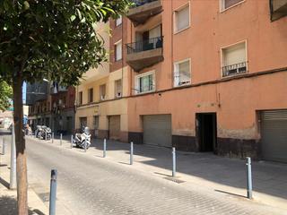 Local commercial  Foc follet
