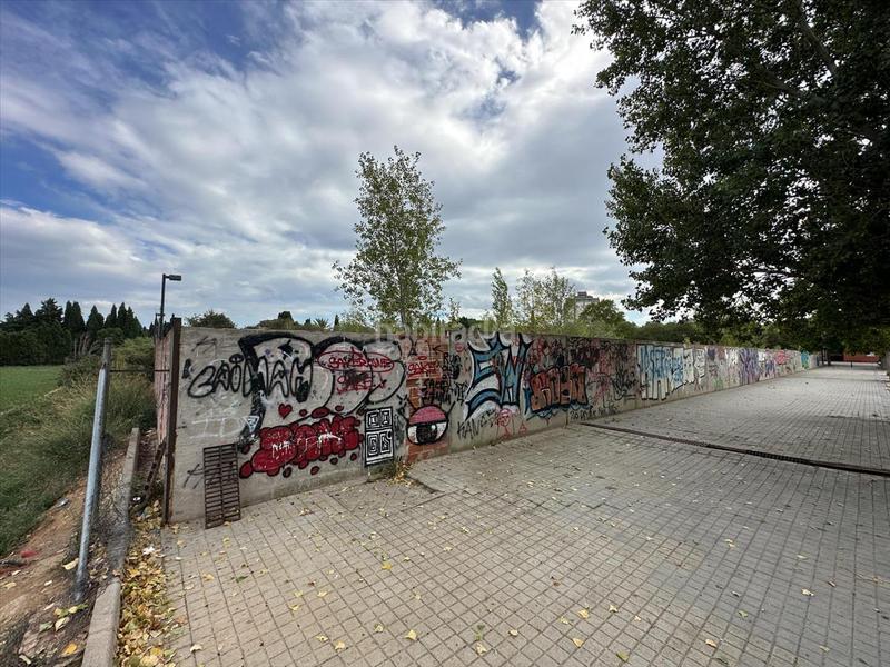 Foto dd9d6d43-60b9-4a62-9db6-8627dba1b899. Édifice dans Eixample-Horta Capallera Figueres