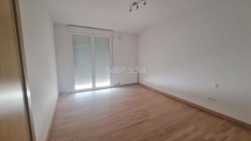 Foto f101a9cc-45b6-4cc7-a092-ce197c4fa615. Xalet amb aparcament a Muela (La)