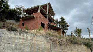 House  Carrer illa nº69 // carrer isla nº71, corbera de l