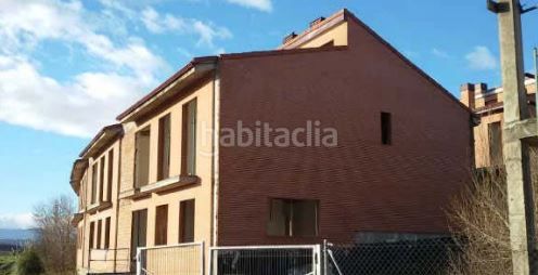 Foto 78cfe6da-1741-4f32-aec2-c75183b8aea5. Chalet en Briones