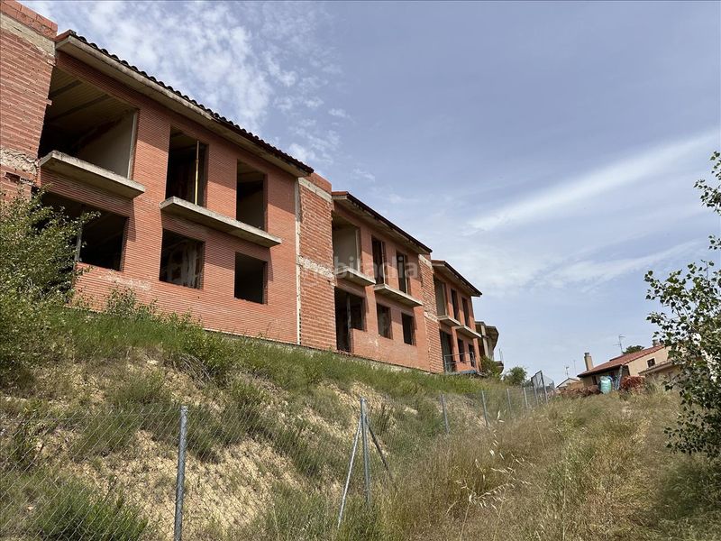 Foto d2ce3496-6d35-4be4-814f-9cd2236aa835. Chalet en Briones