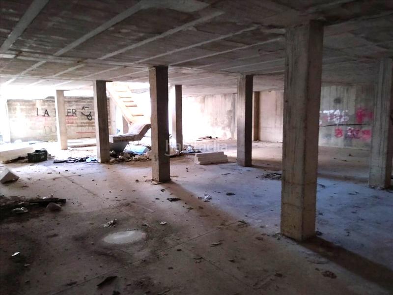 Foto 1a03681b-2e08-44e6-8969-f739f8e5a83e. Parking coche en Enguera