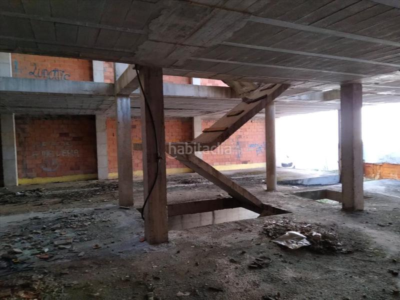 Foto 44352285-b09d-472e-b972-864b7bf4a524. Parking coche en Enguera