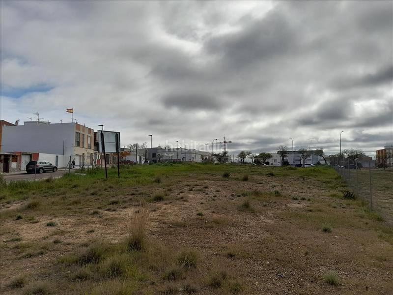 Foto c751b328-66ee-4df0-a572-c67f8b7633ca. Residential plot in Carretera de Sevilla - Los Montitos Badajoz