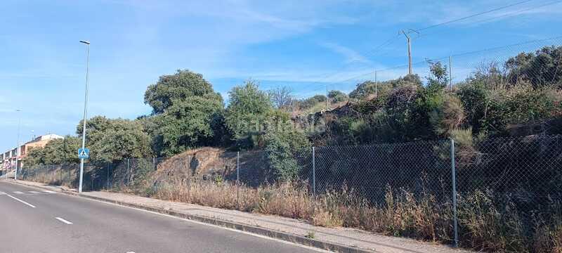 Foto f32cf582-3989-485d-b876-05b270eddcfe. Terreny residencial a Campus Universitario Cáceres