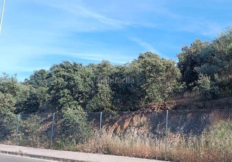Foto fee1f243-d135-44c9-86ef-c25157edabf2. Terrain résidentiel dans Campus Universitario Cáceres
