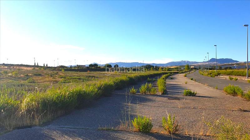 Foto 5fe7407a-d542-4a32-aba6-39ad9a616a35. Gewerbliches grundstück in Polígono Cantabria Logroño