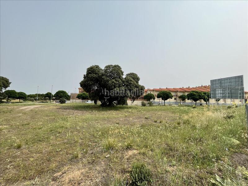 Foto 40ed5d6d-d0d3-40cc-b577-8a8a2cc59f7c. Terreno residenziale in Hervencias Altas - El Pinar Ávila