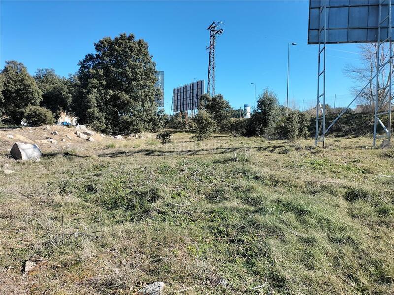 Foto 4206adca-2f6f-4491-9ef6-75cd153fd367. Terreno residenziale in Hervencias Altas - El Pinar Ávila