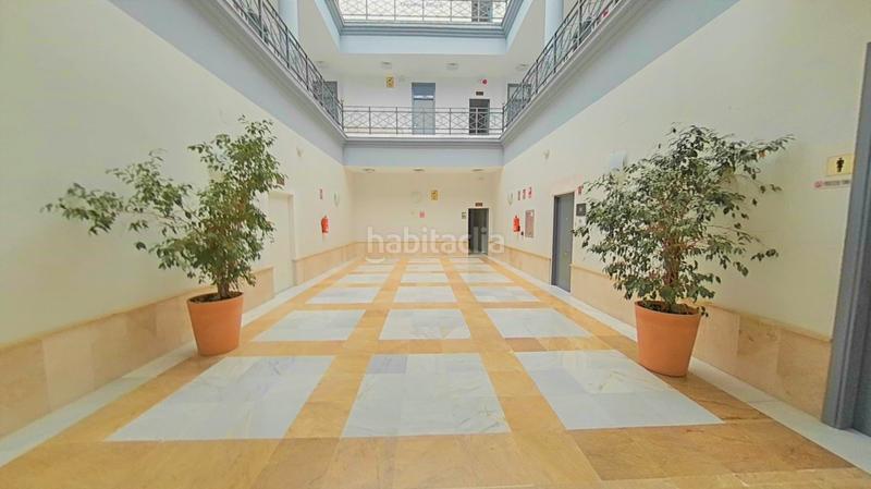 Foto db0cc959-7c16-49e9-a586-206b43618cc8. Oficina a Pisa Mairena del Aljarafe