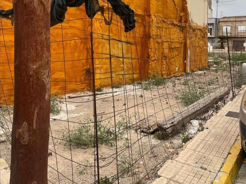 Foto 5d5a35ce-a19b-4aea-b3c8-a8ac776b6261. Wohngrundstück in Daimús